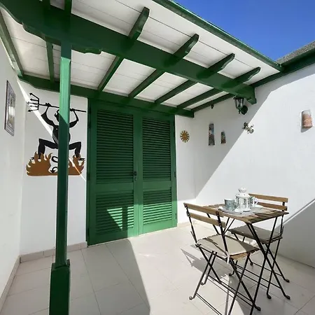 Buganvilla House In Lanzarote South Апартаменты Коста Бланка